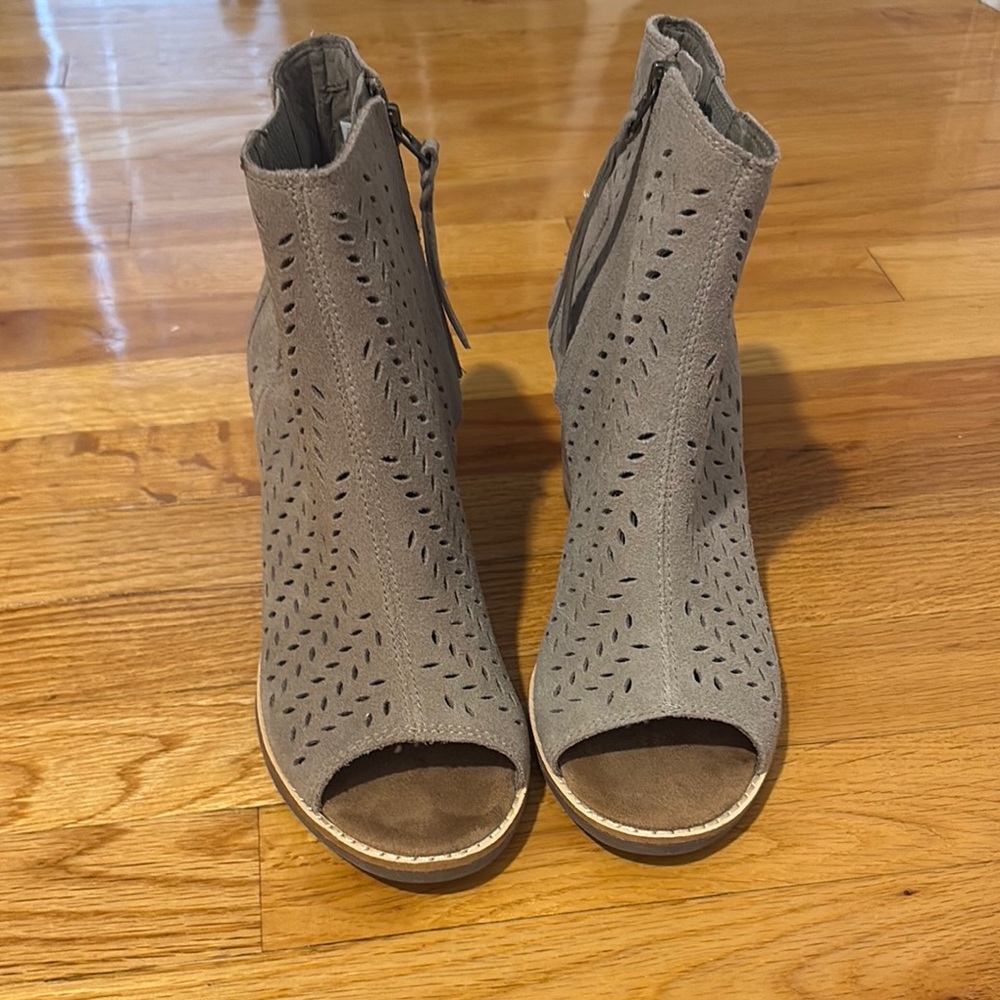 Toms Perforated Gray Ankle Booties
